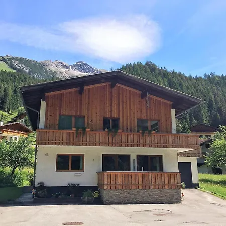 In Steeg Near Slopes