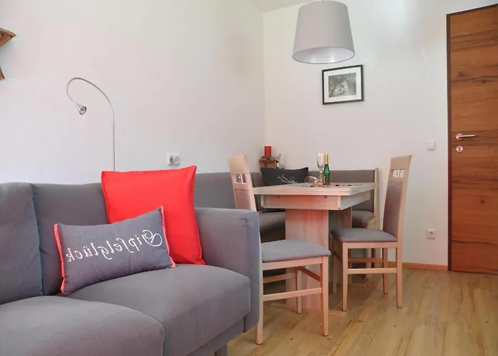 In Steeg Near Slopes *